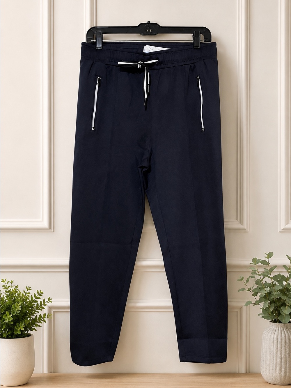 Acegolfs Women’s Drawstring Capri Golf Jogger Pants Black Size L NWT UPF 50+